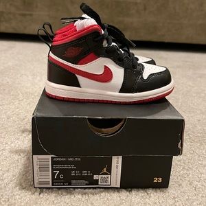 Toddler Jordan 1 MID (TD)